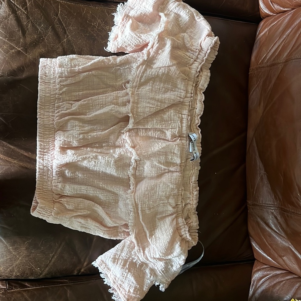 Off shoulder baby pink crop top